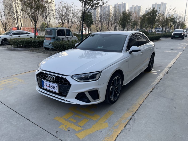 济宁23年奥迪A4L2
