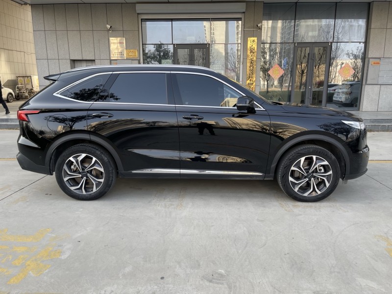 济宁23年哈弗枭龙7