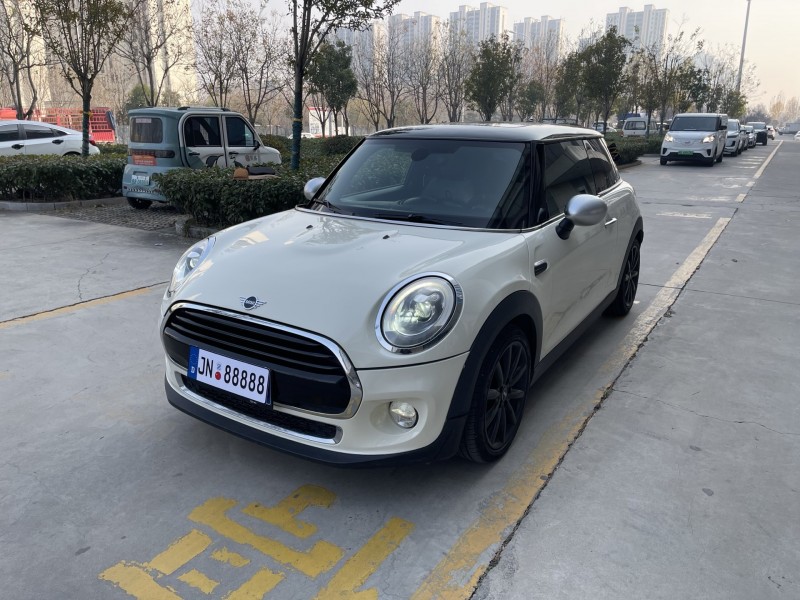 济宁17年MINICooper2