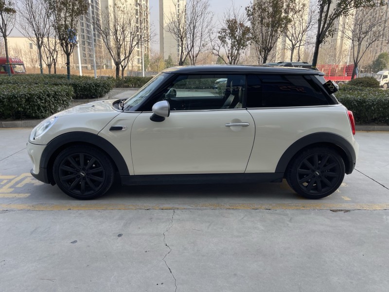 济宁17年MINICooper8