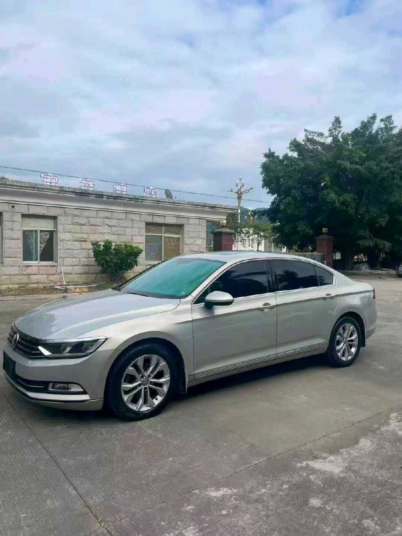 漳州17年大众迈腾3