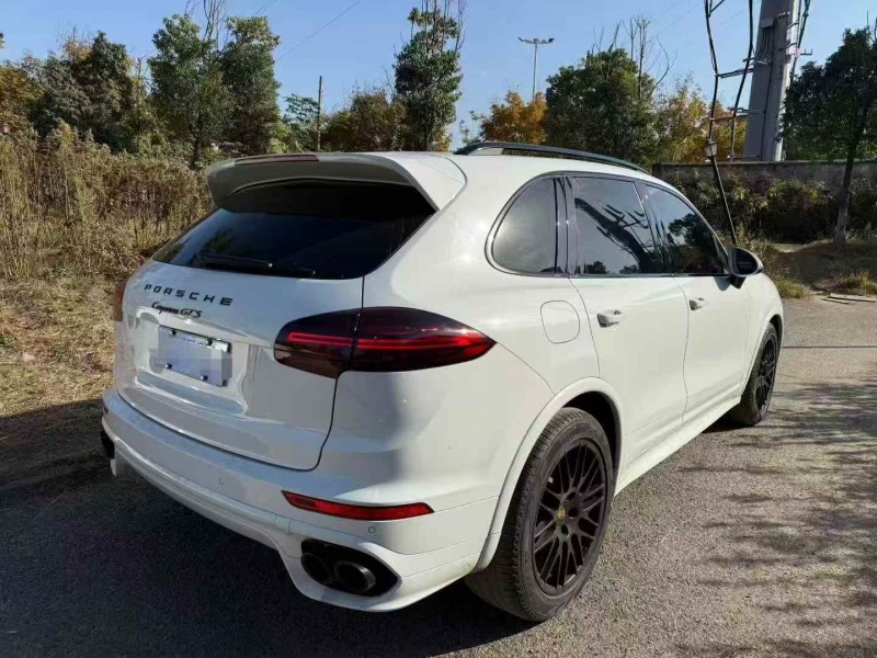 孝感16年保时捷卡宴7