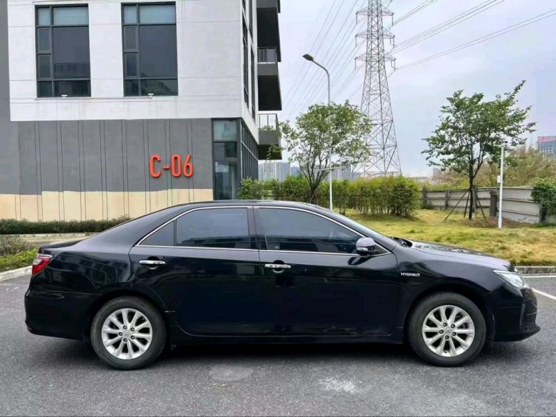 广州17年丰田凯美瑞6