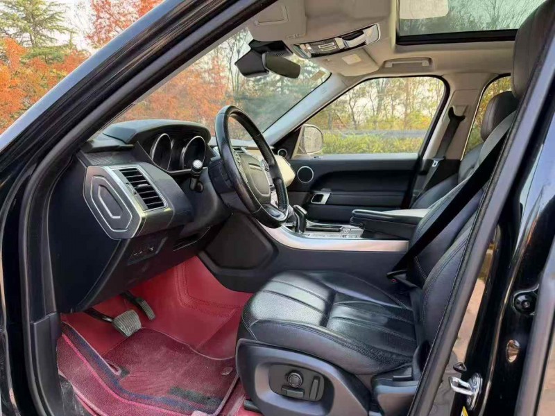 青岛17年路虎揽胜运动4