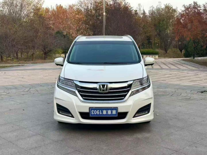 济宁18年本田艾力绅1