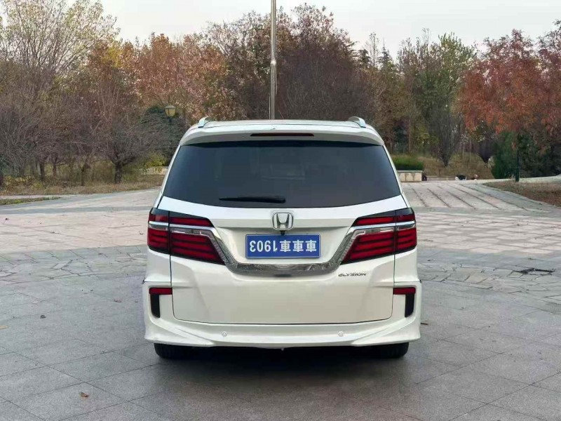 济宁18年本田艾力绅9