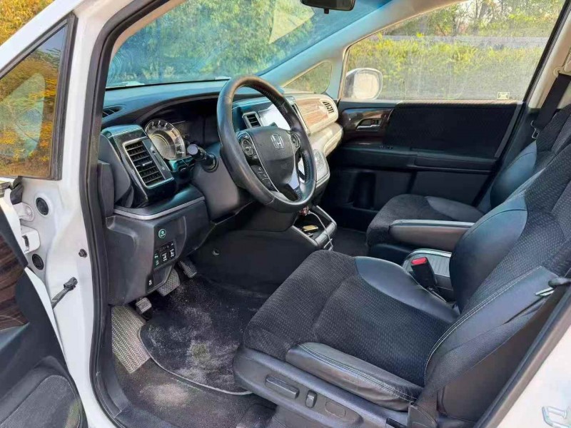 枣庄18年本田艾力绅8