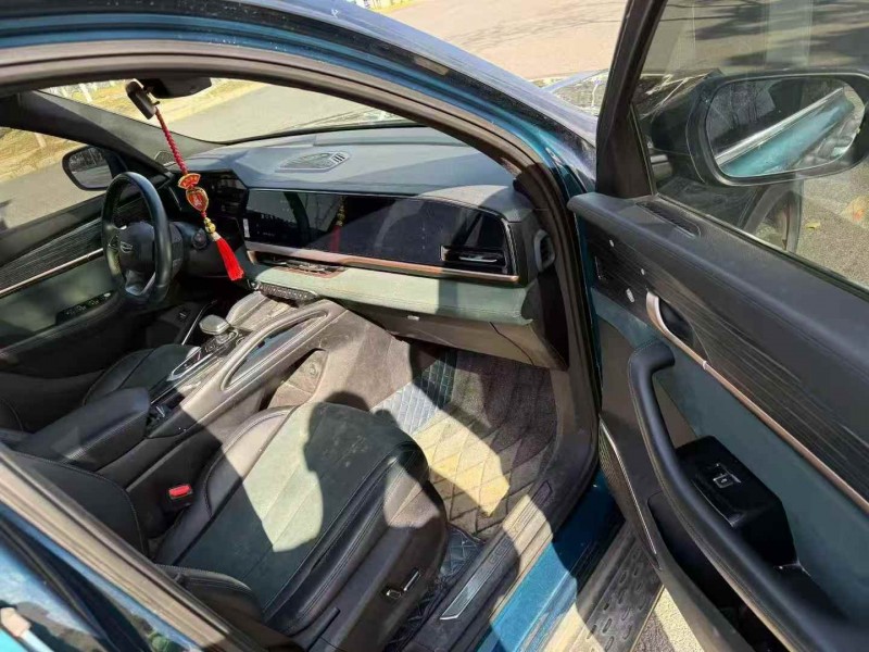 宜昌21年吉利星越7