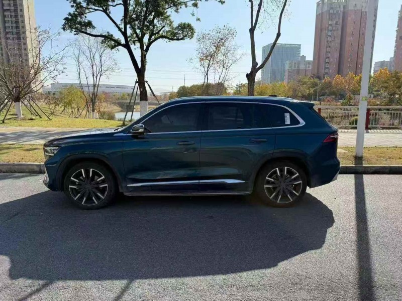 宜昌21年吉利星越8