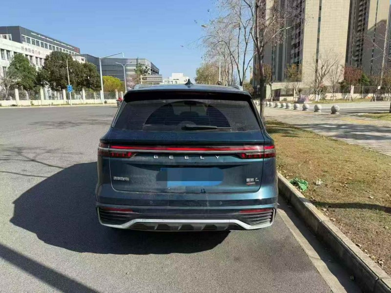 宜昌21年吉利星越9