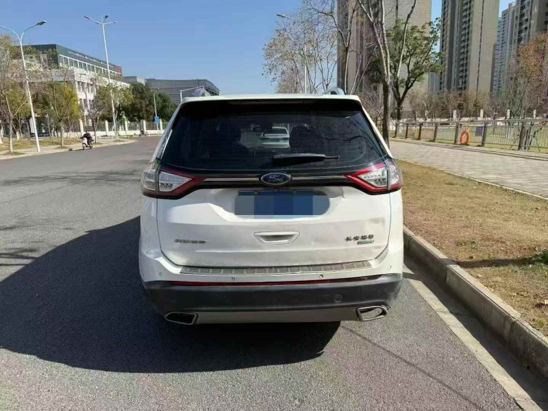 黄石18年福特锐界8