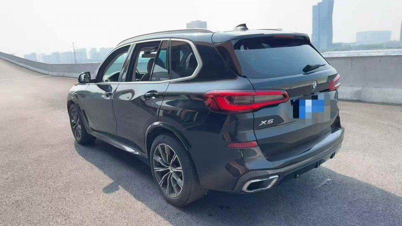 徐州19年宝马X59