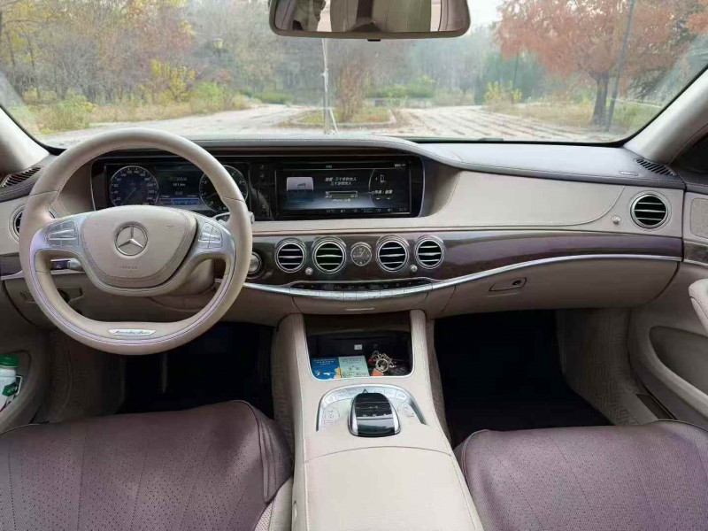 济宁16年奔驰S6