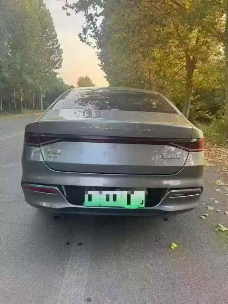 南通23年比亚迪秦7