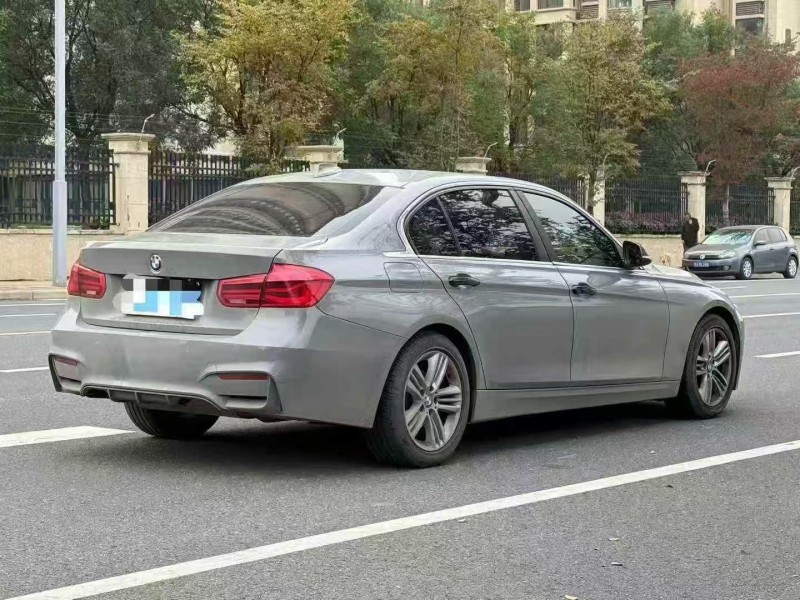 郑州16年宝马3系8