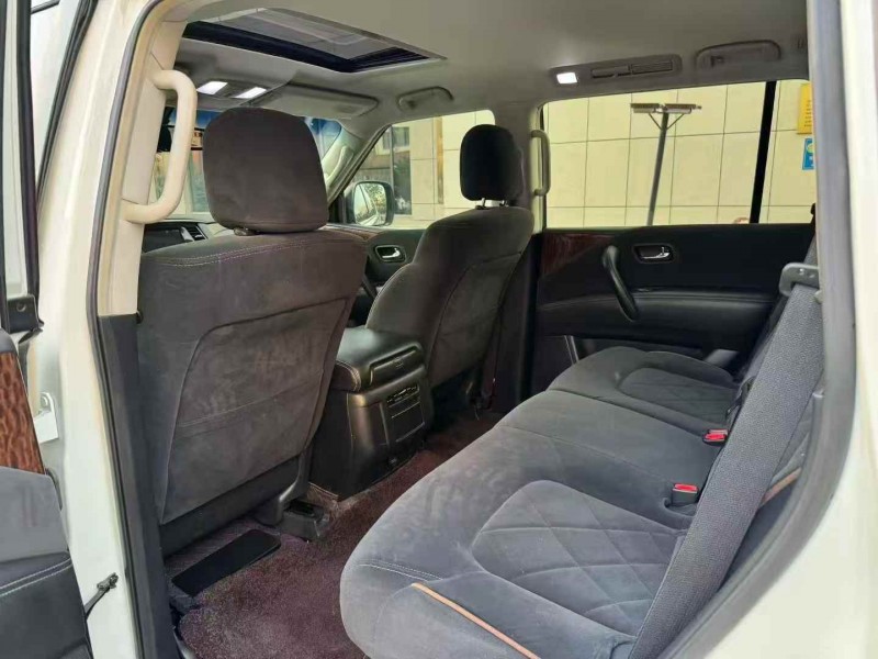 枣庄17年日产途乐5