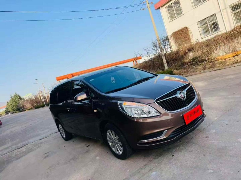 东营19年别克GL82