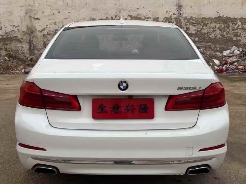 洛阳18年宝马5系9