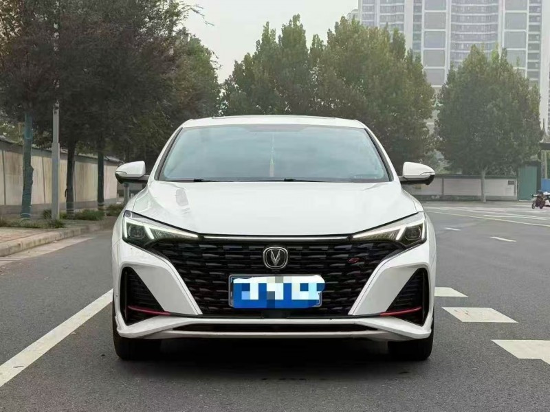 郑州23年长安汽车逸动1