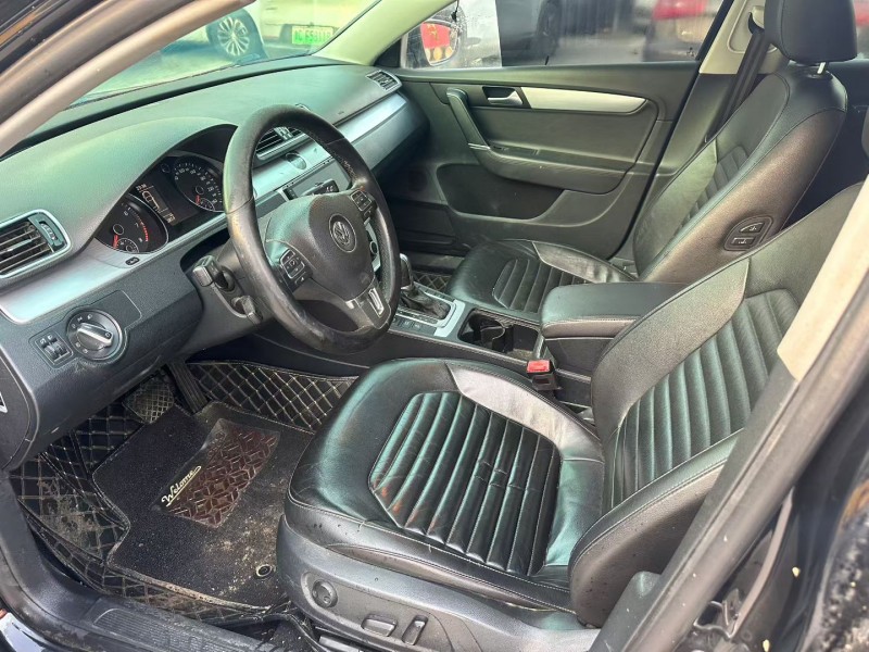 淄博16年大众迈腾4