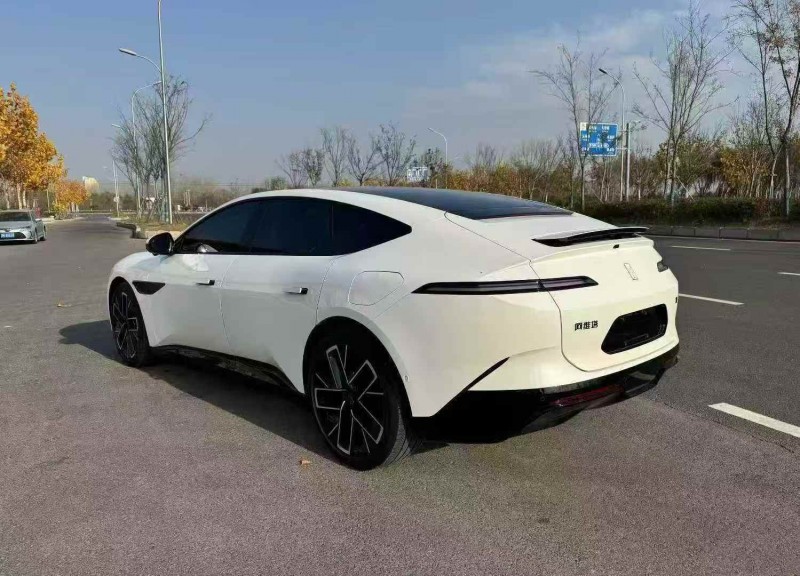 苏州24年阿维塔128