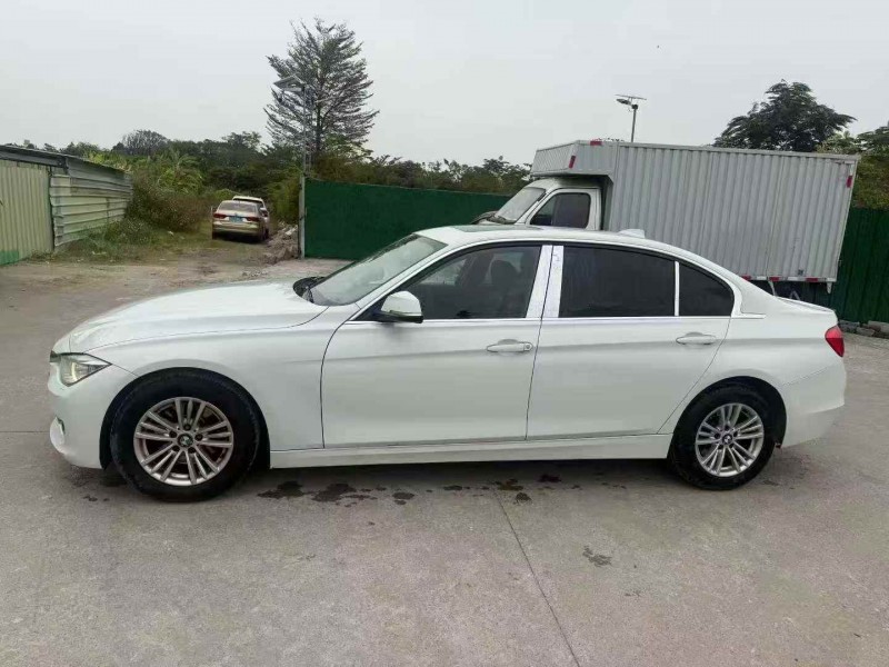 珠海14年宝马3系7