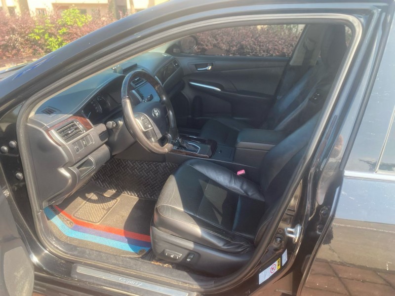 广州17年丰田凯美瑞3