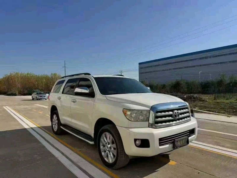 菏泽14年丰田红杉2