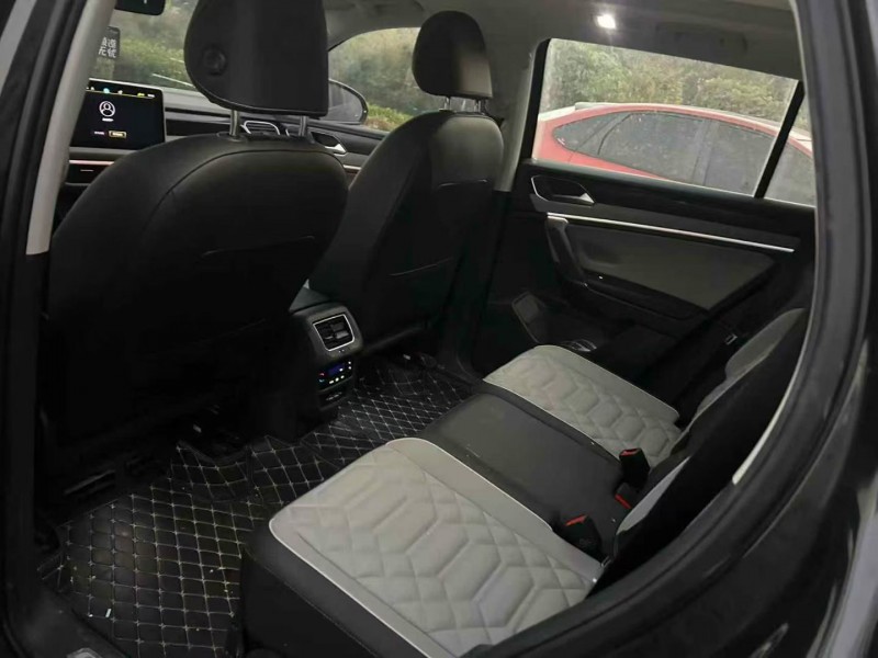 无锡25年大众探岳3