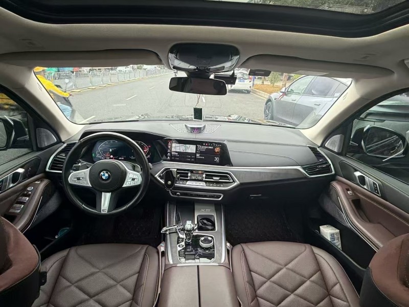 广州23年宝马X56