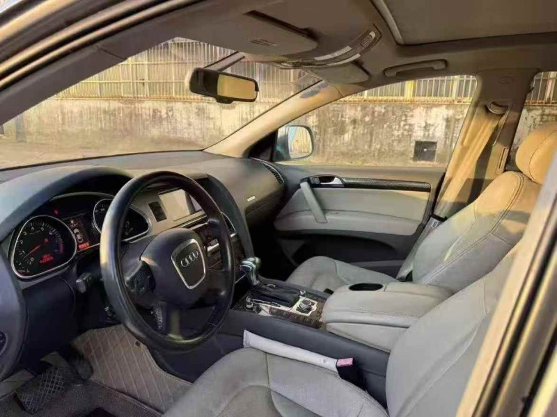 菏泽12年奥迪Q76