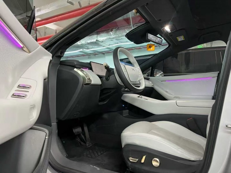 广州24年小鹏汽车p73