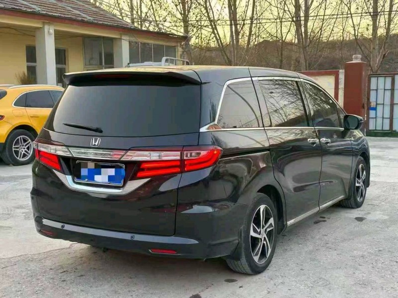 淄博17年本田奥德赛9