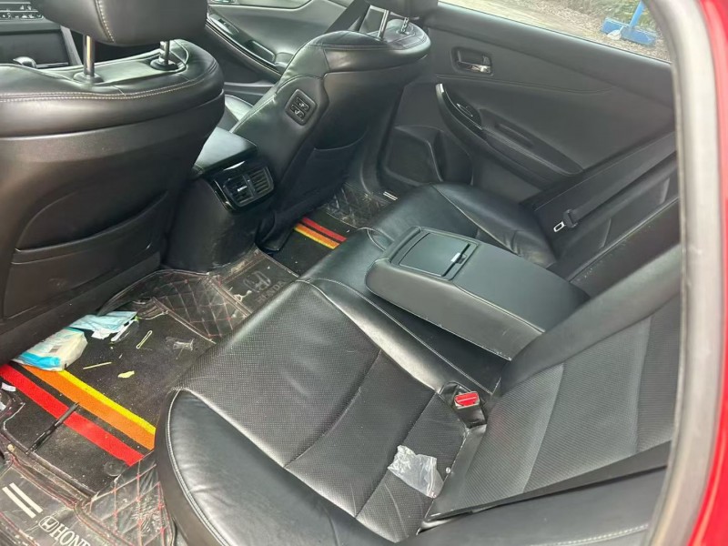 无锡16年本田思铂睿3