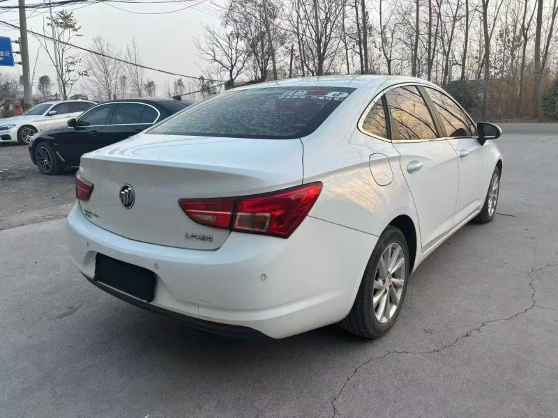 徐州16年别克威朗7