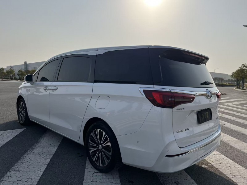 盐城21年别克GL88