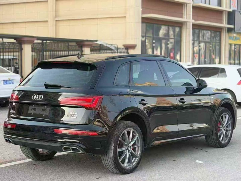 枣庄23年奥迪Q57