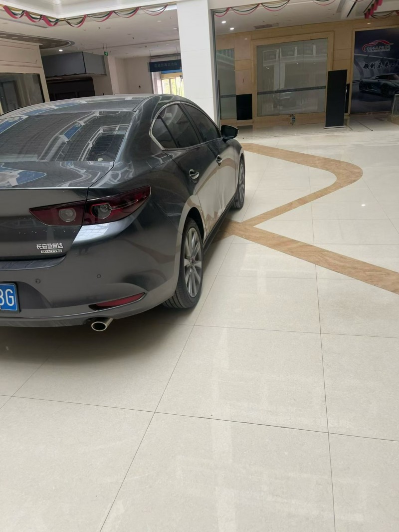 蚌埠25年马自达昂克赛拉7