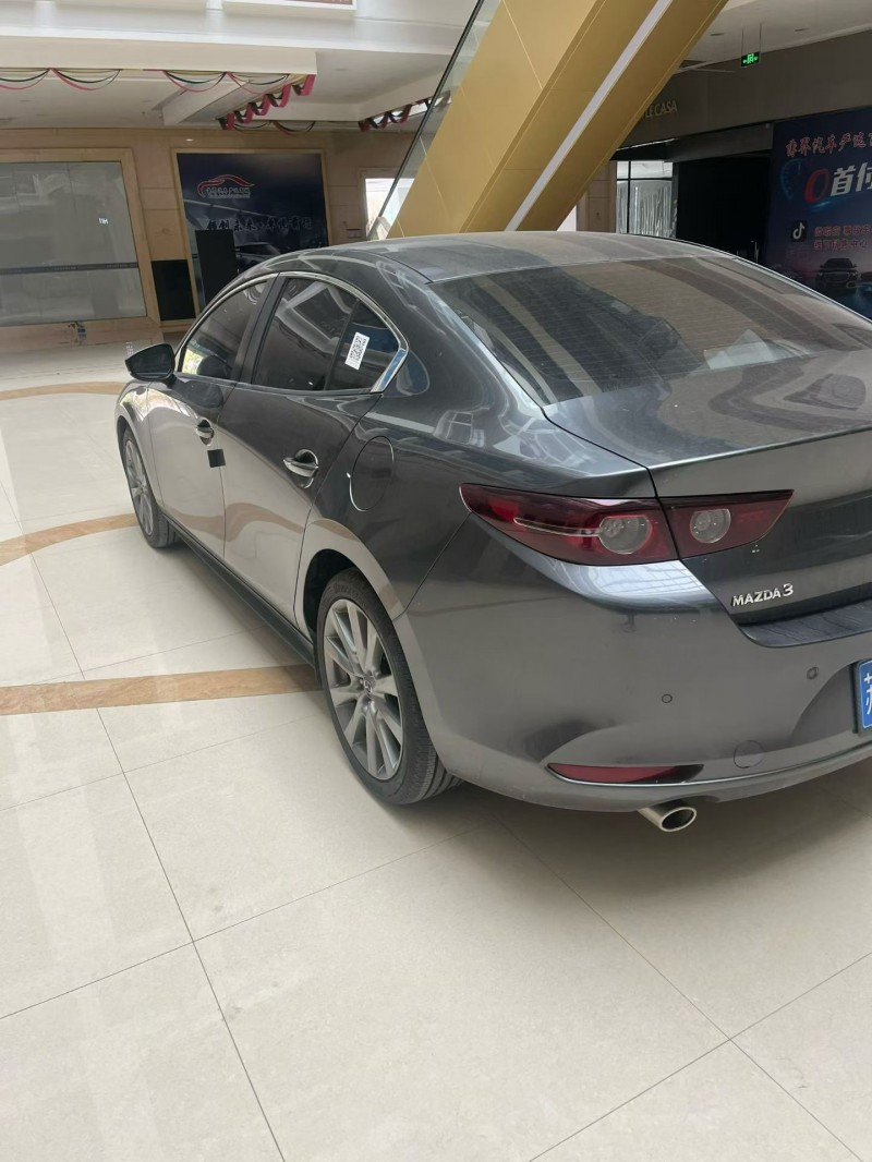 蚌埠25年马自达昂克赛拉8