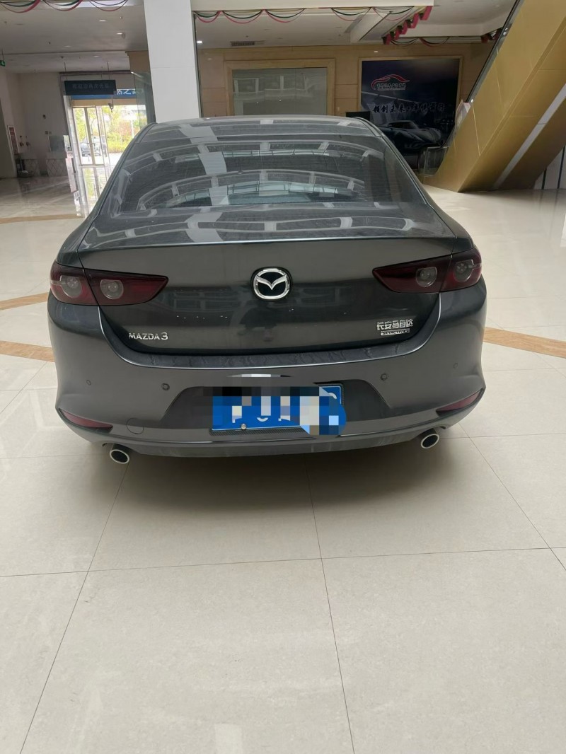 蚌埠25年马自达昂克赛拉9