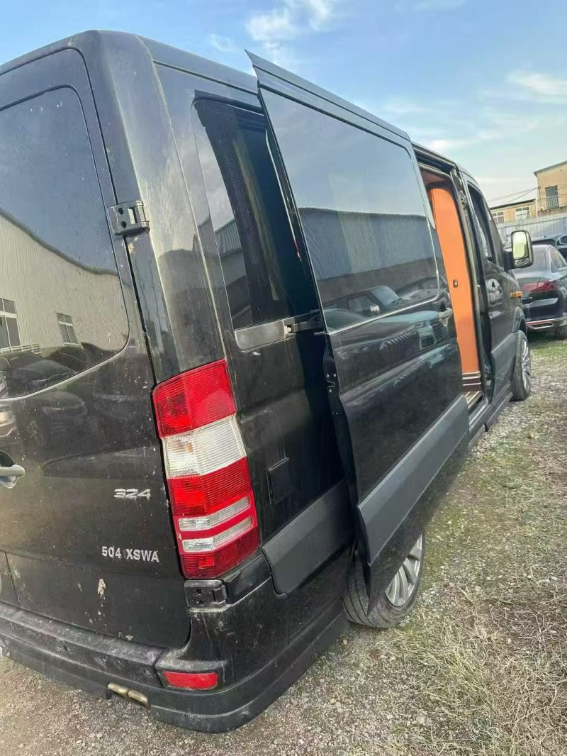 蚌埠15年奔驰斯宾特7