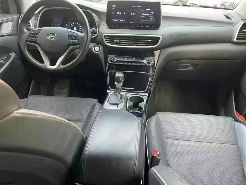 泸州21年现代途胜4