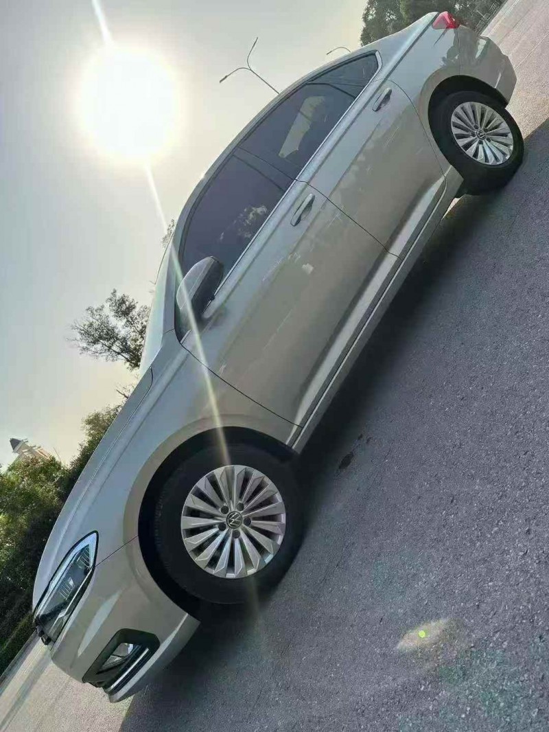 重庆21年大众朗逸2