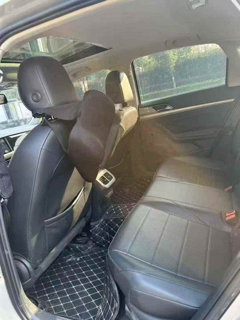 重庆21年大众朗逸4