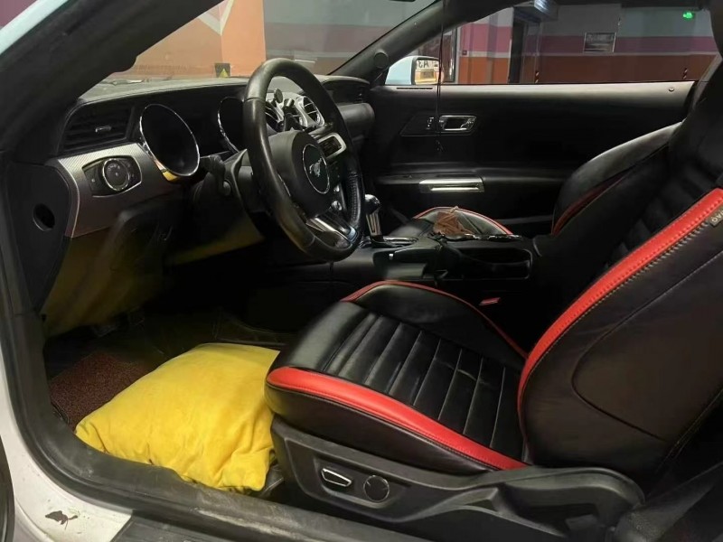 长沙16年福特野马4