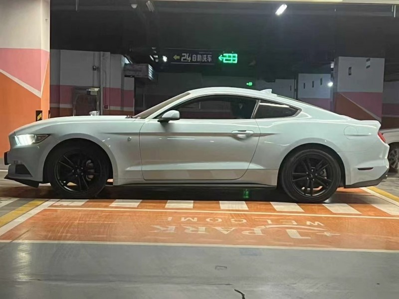 长沙16年福特野马6