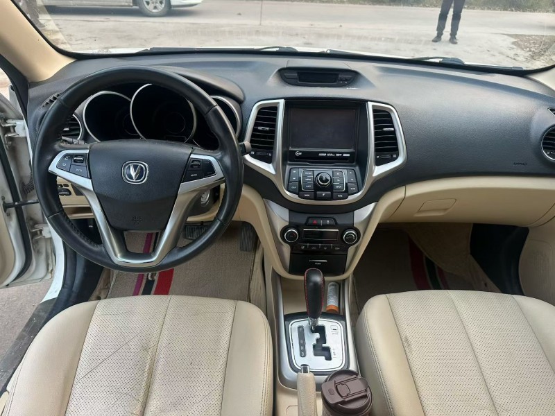 徐州15年长安汽车逸动4