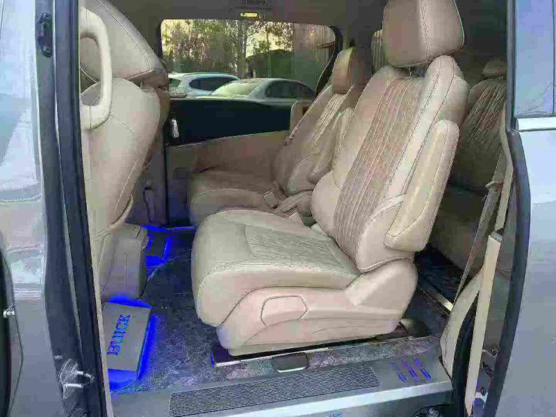 徐州23年别克GL85