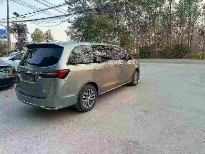 徐州23年别克GL88