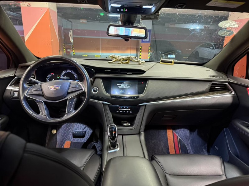 长沙18年凯迪拉克XT54